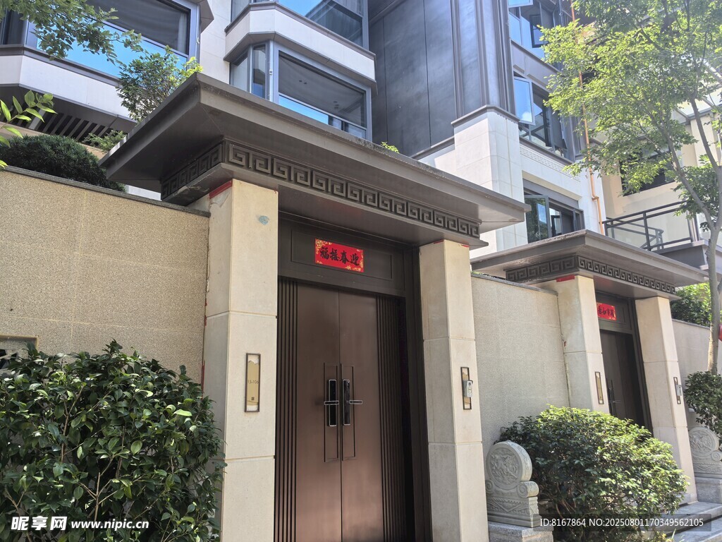 精致住宅入户门设计