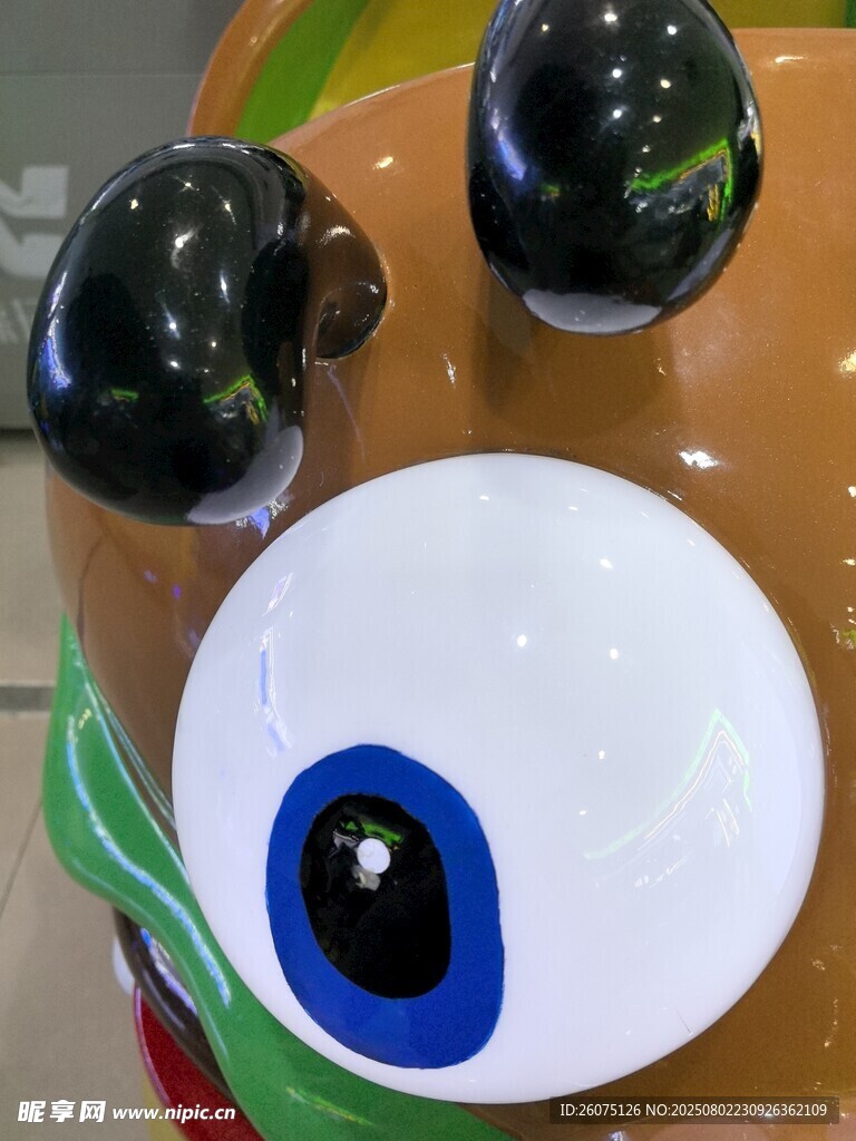 奇异眼球造型装饰摆件