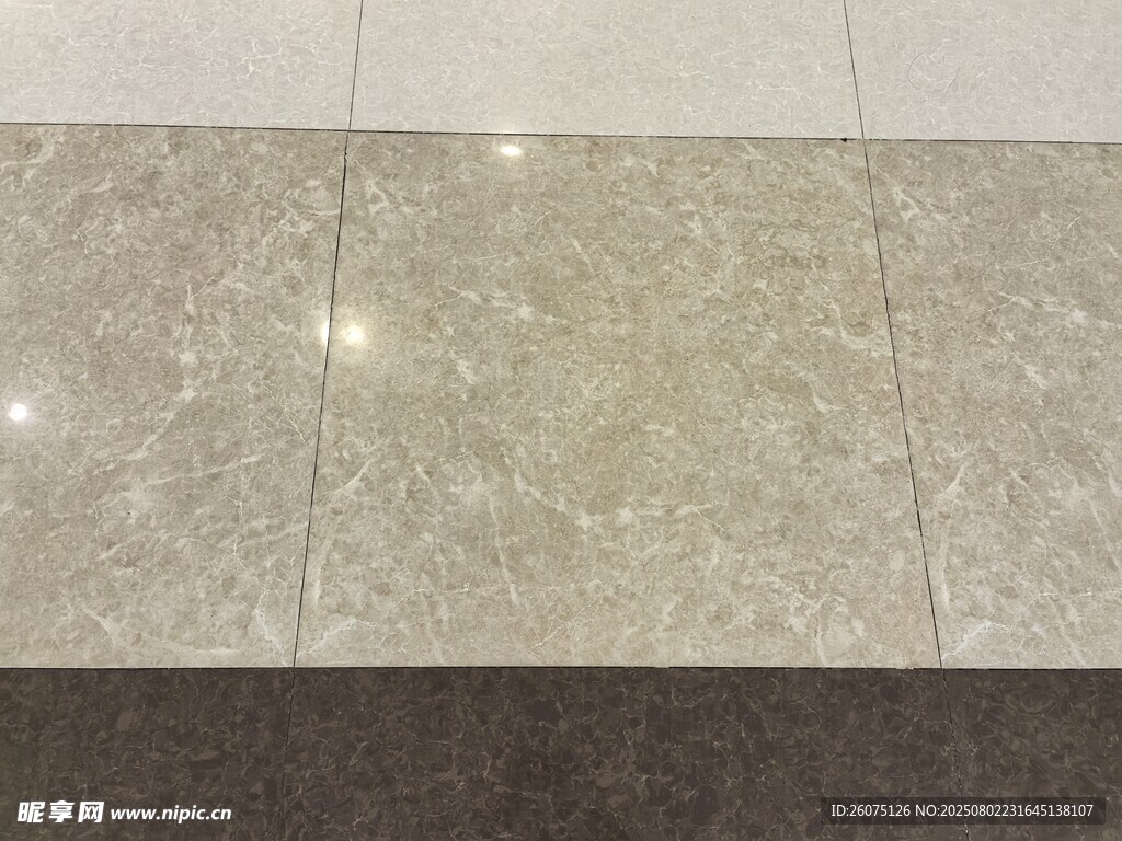 光滑大理石瓷砖地面