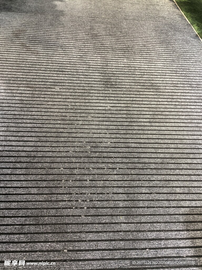 灰色条纹地面纹理特写