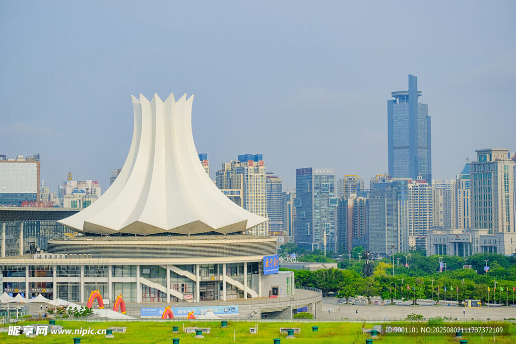南宁地标建筑风光 南宁会展中心