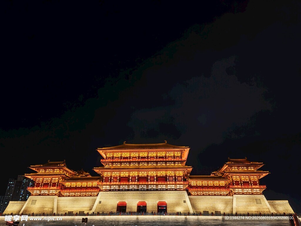 洛阳应天门夜景璀璨
