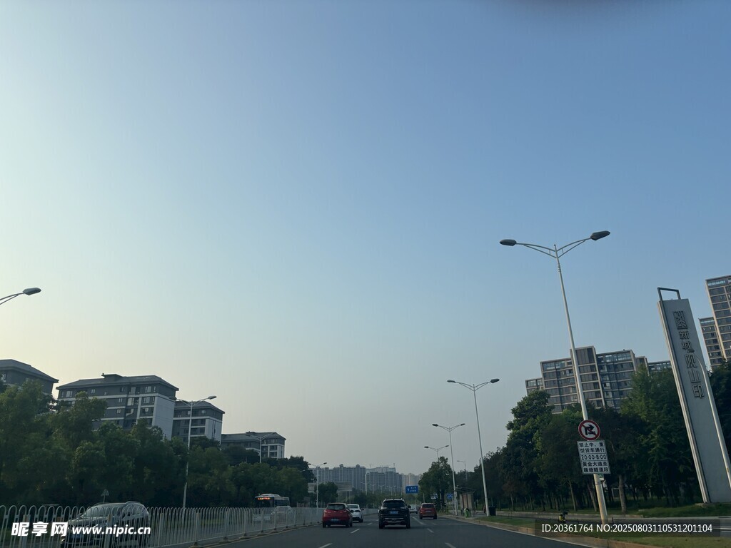 城市道路街景
