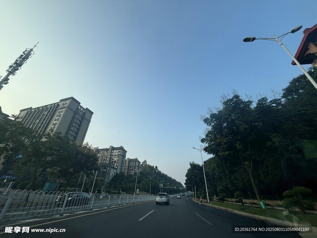 城市道路景象