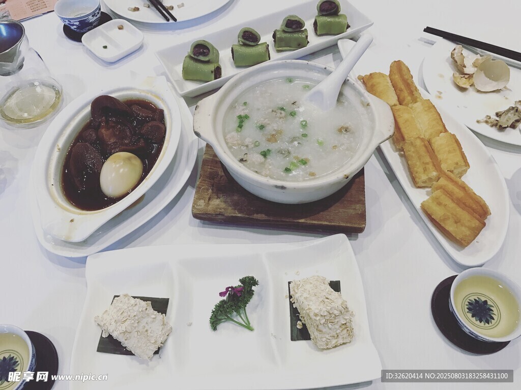 丰盛早餐