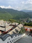 古建群依山而立的壮丽景观