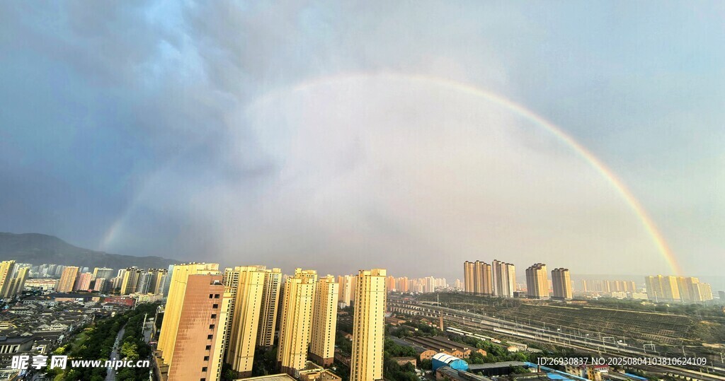 兰州雨后彩虹