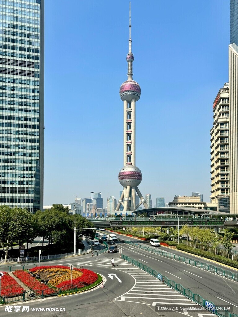 上海外滩东方明珠城市景观