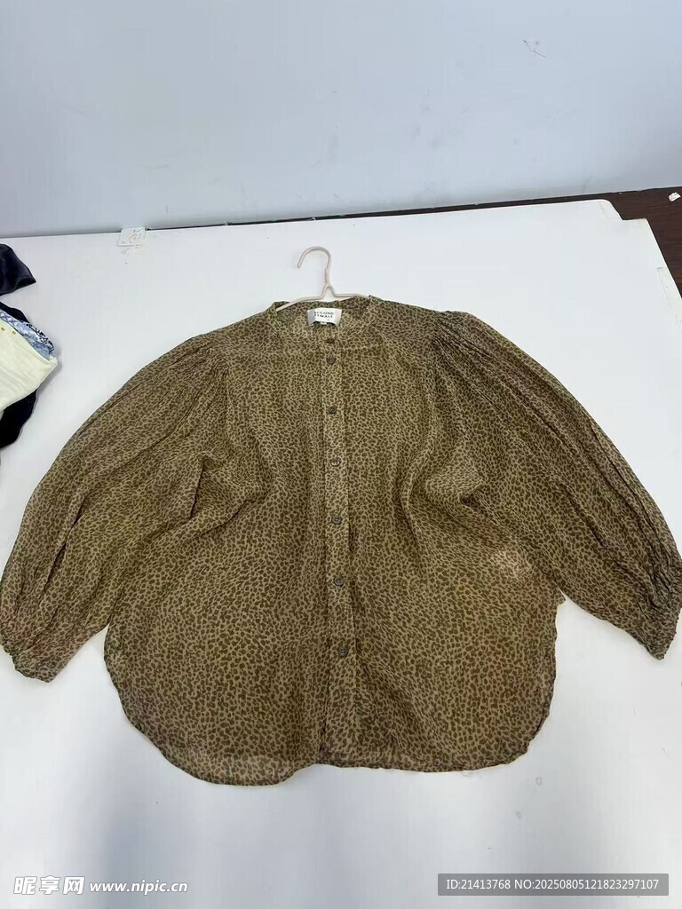 复古棕色灯笼袖针织开衫