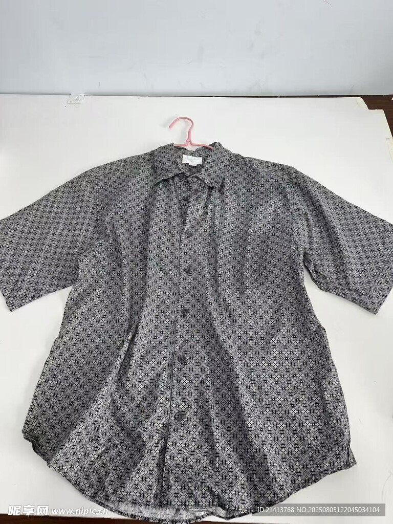 格子短袖衬衫展示