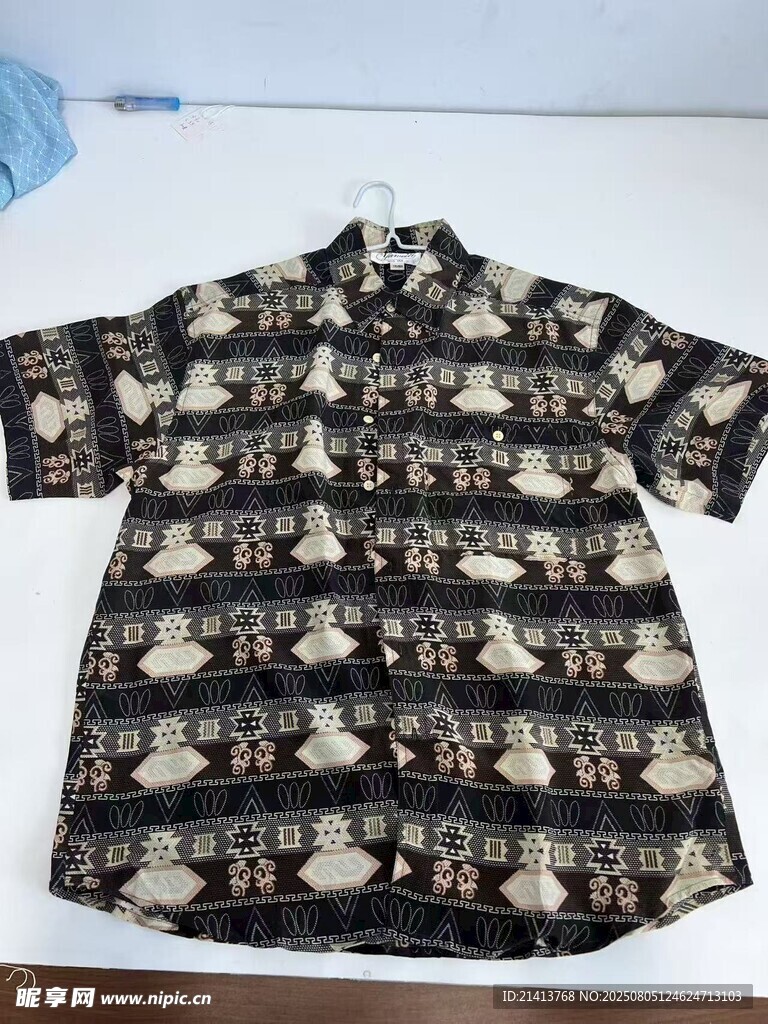 卡通图案短袖衬衫
