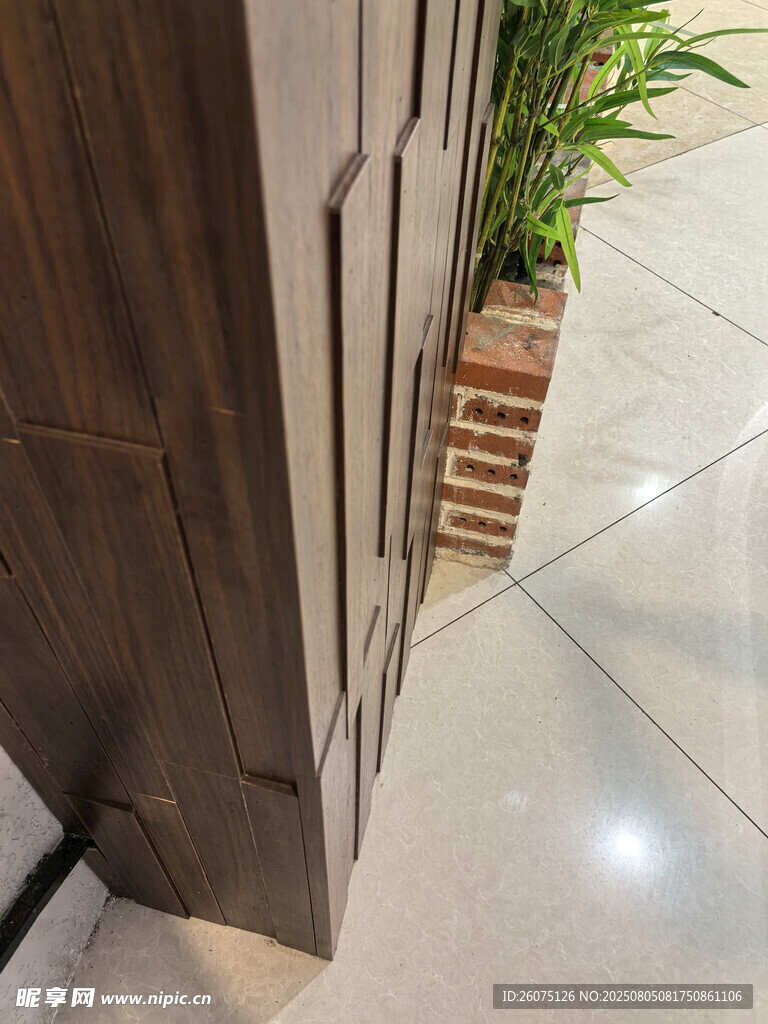 木质墙面角落转角
