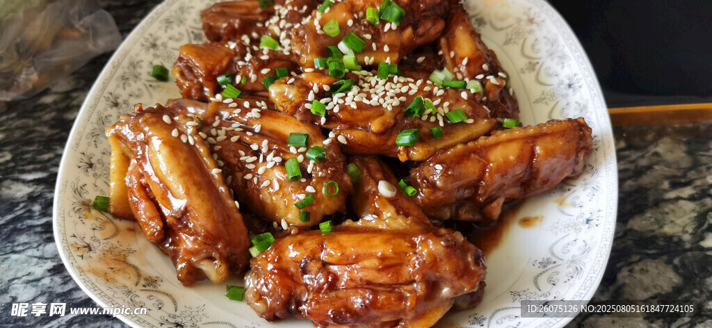 美味红烧鸡翅