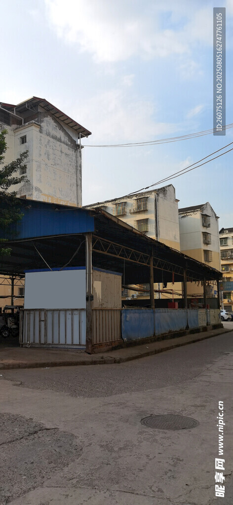 户外蓝色顶棚建筑设施