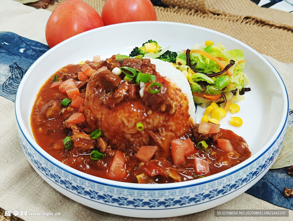 红烧牛肉盖饭