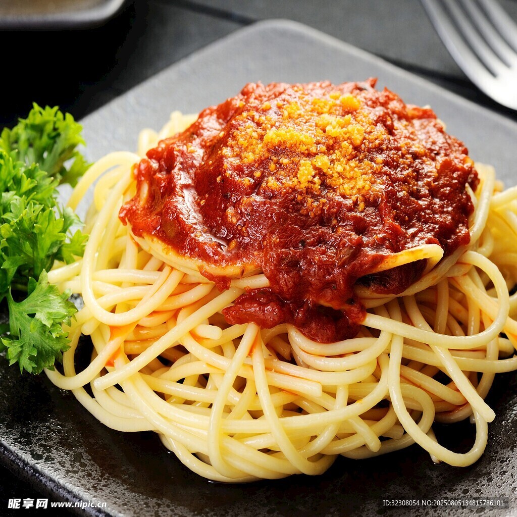 美味肉酱意大利面