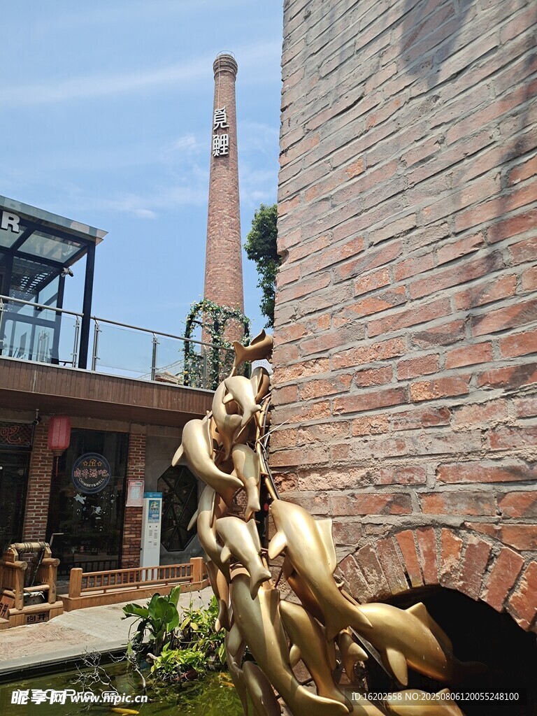 庭院中的艺术雕塑景观