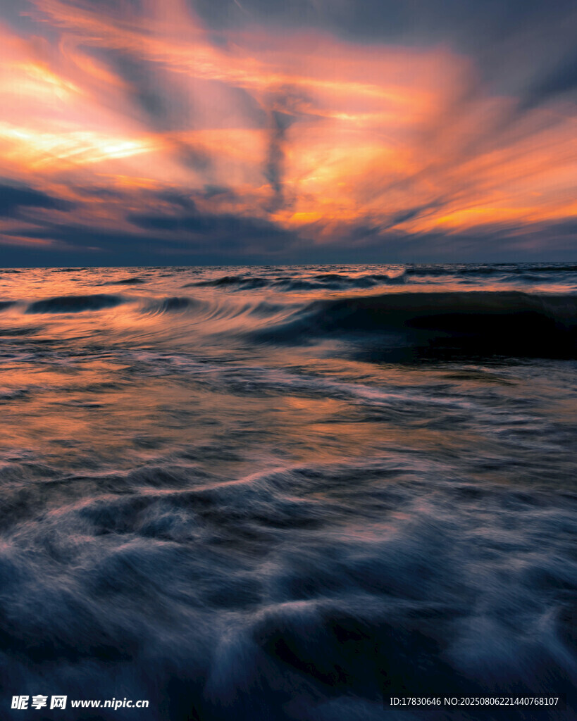 海上壮丽日落美景