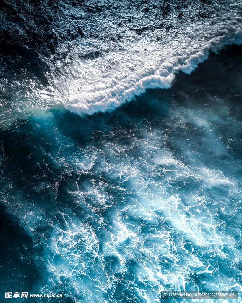 深海浪潮景观