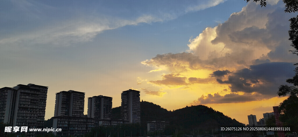 城市黄昏落日美景