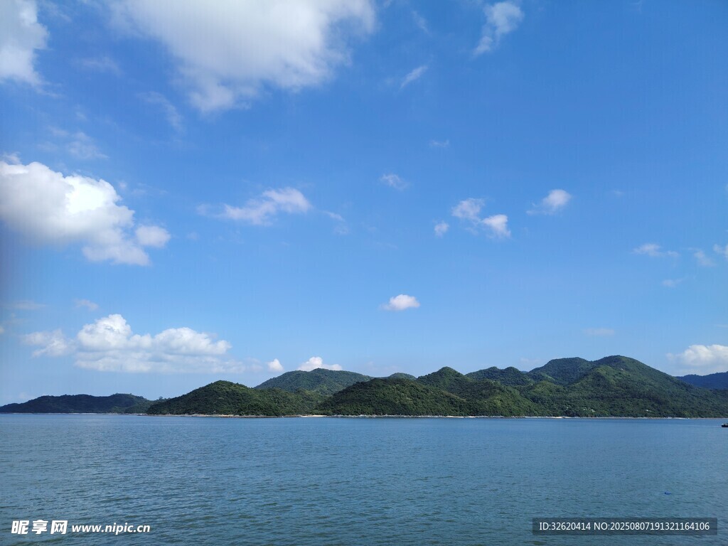 碧海蓝天青山美景