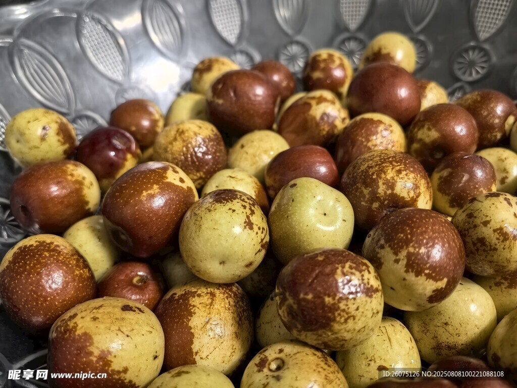 多彩枣子堆叠摆拍