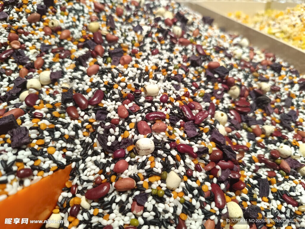 多彩混合豆类干货展示