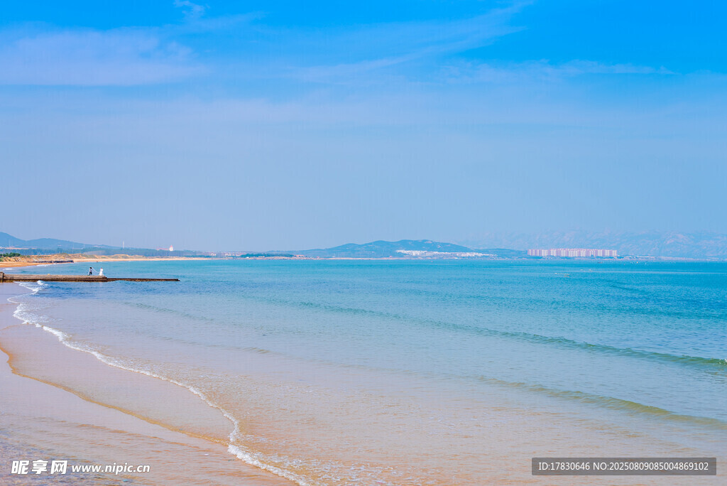 美丽海滨沙滩海景风光