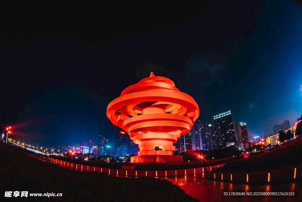 重庆洪崖洞夜景璀璨夺目