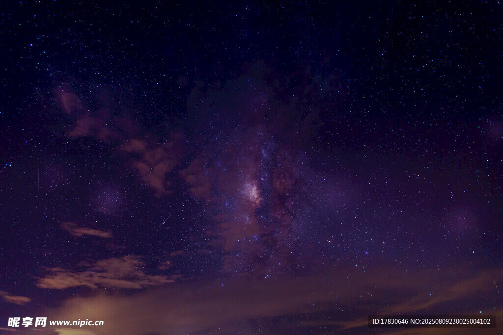 梦幻星空夜景