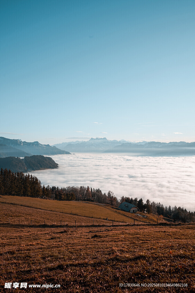 山间云海美景
