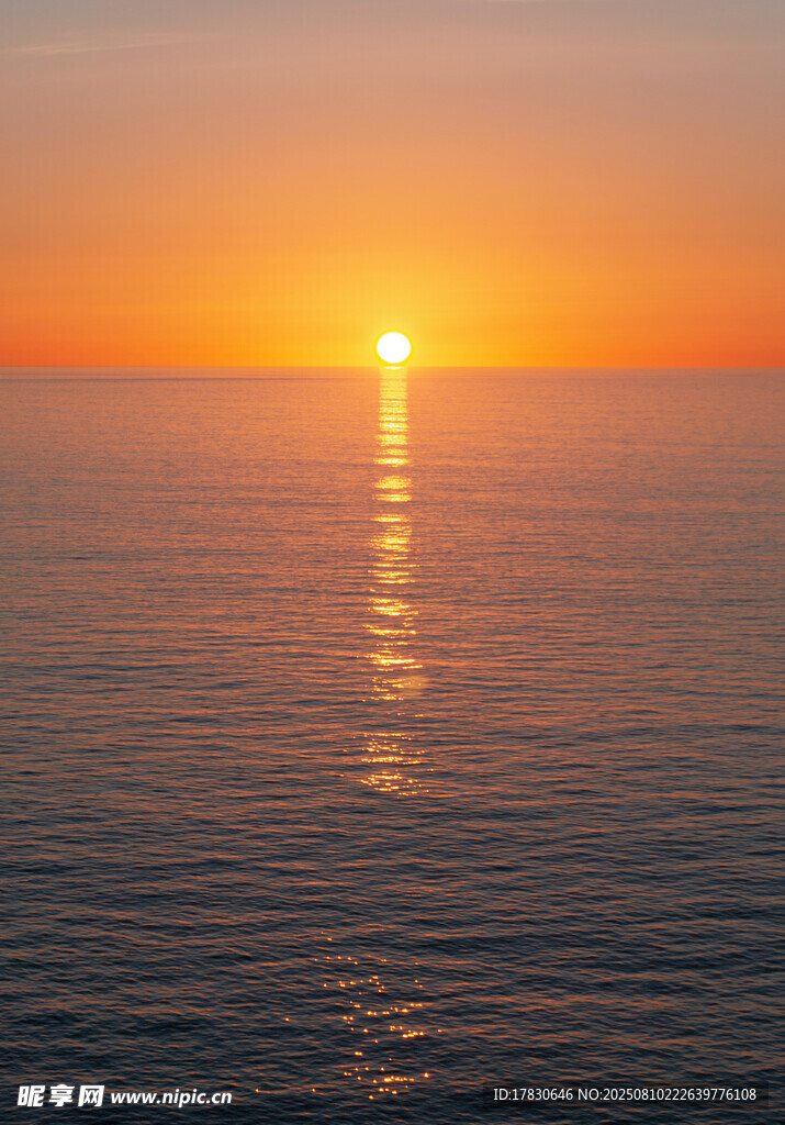 海上日落美景