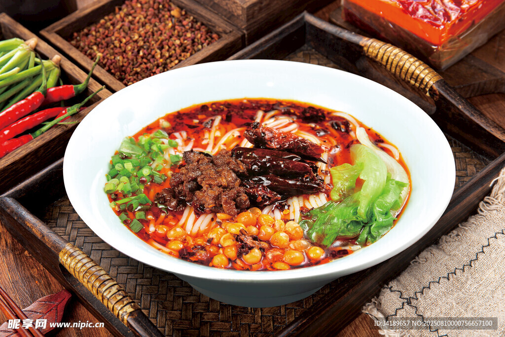 杂酱面 碗杂面
