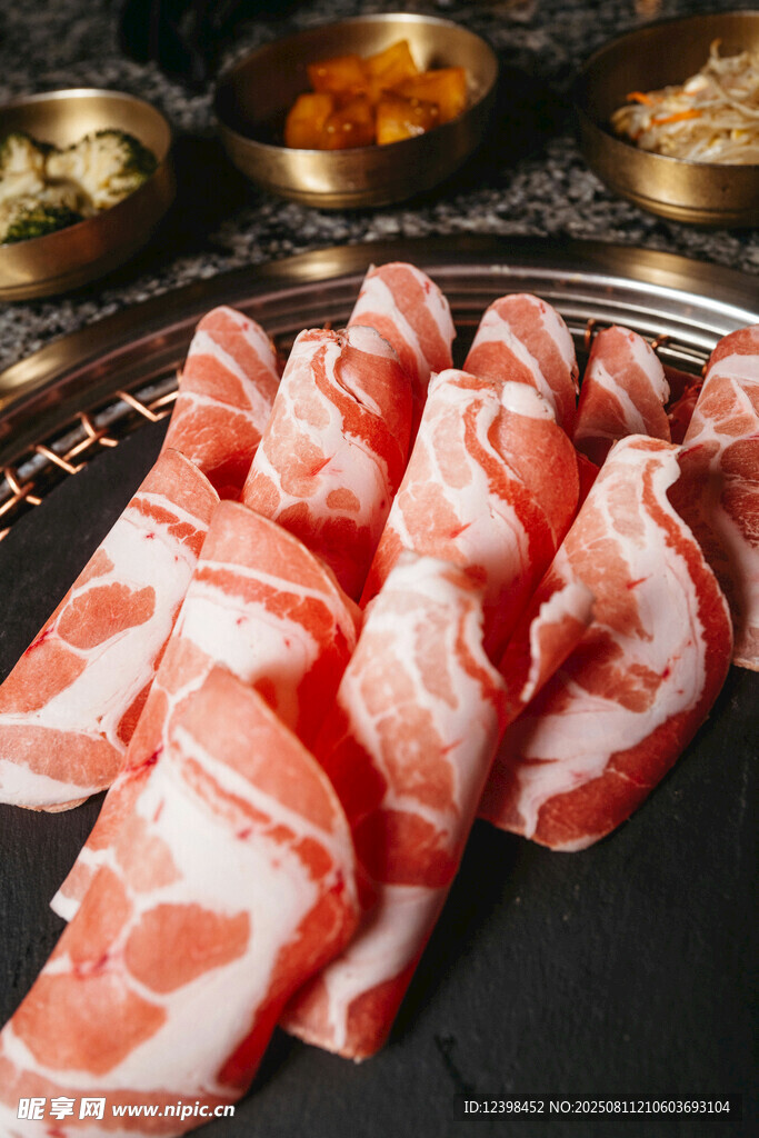新鲜肥牛肉卷