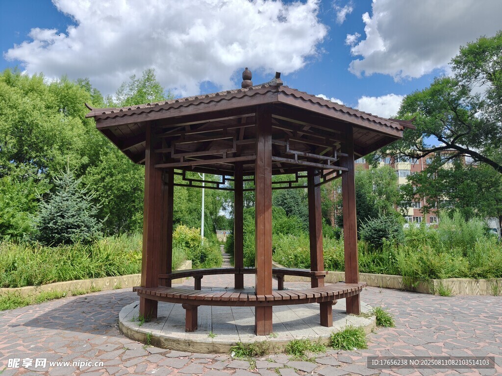 户外木质凉亭景观