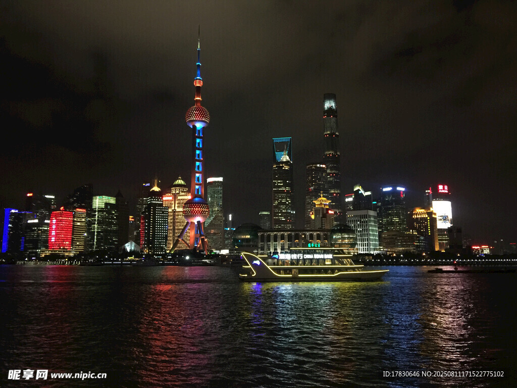 上海外滩璀璨夜景