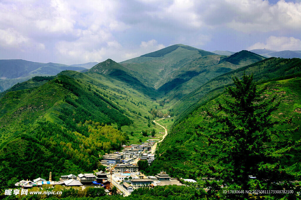 清凉夏意五台山