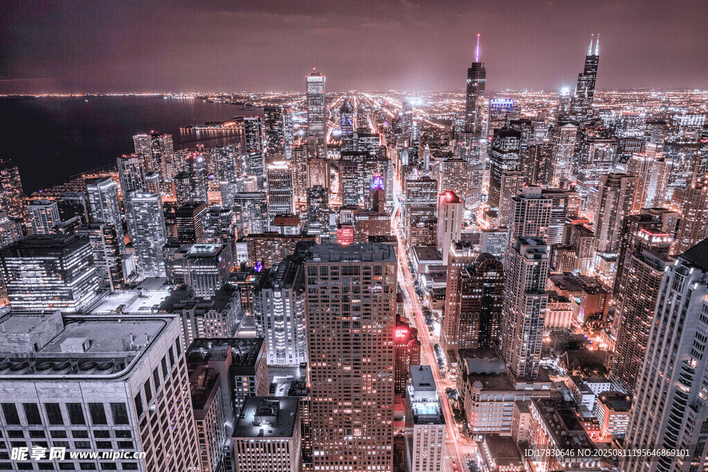 繁华都市夜景俯瞰