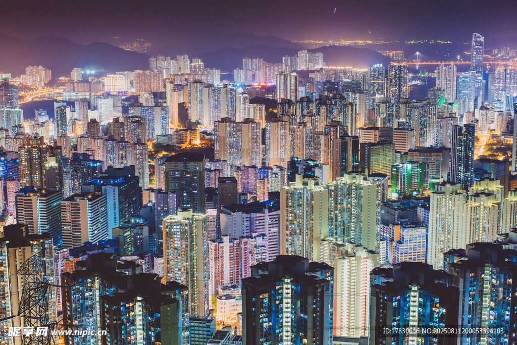繁华都市夜景俯瞰
