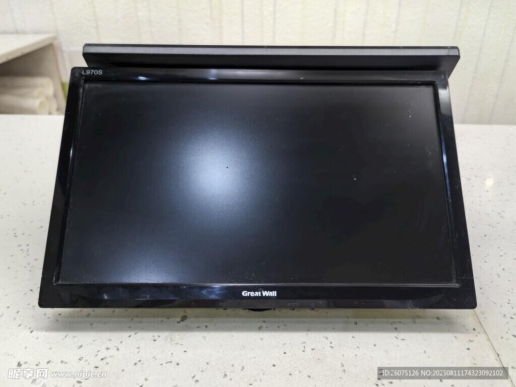 黑色平板显示器