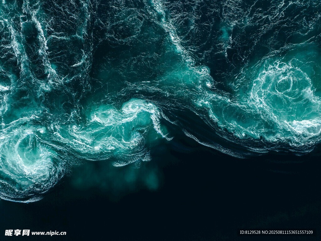 梦幻蓝绿海浪纹理画面