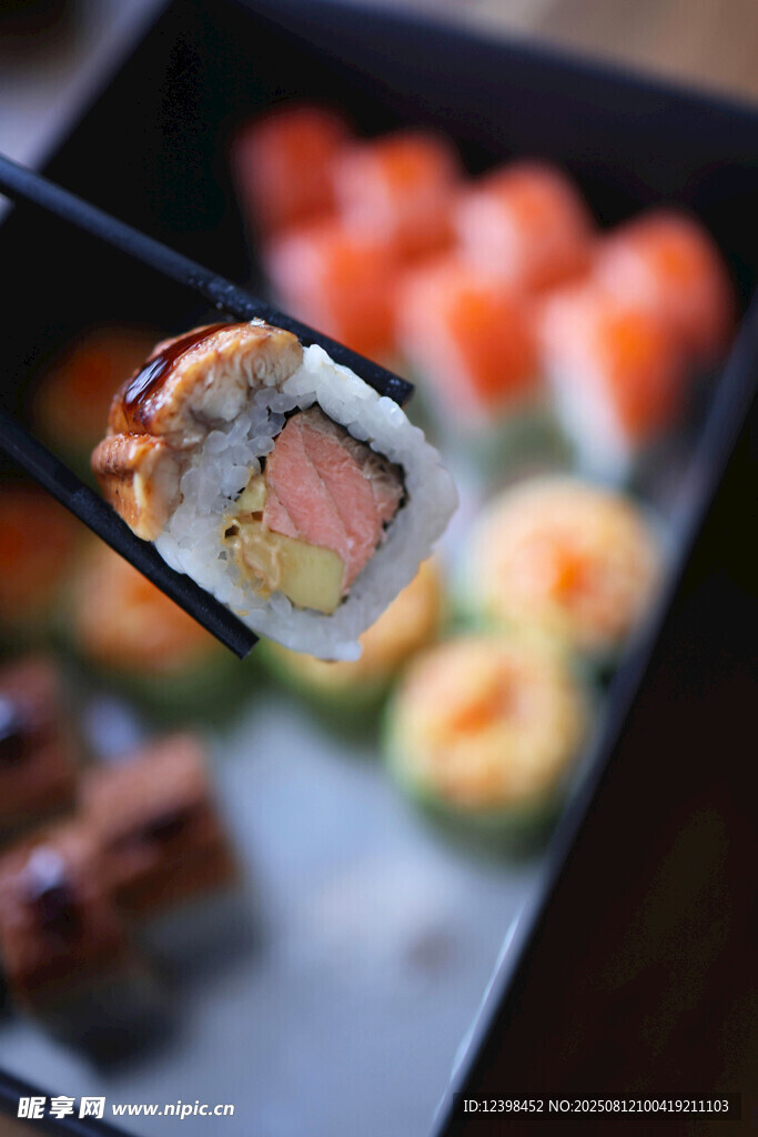 美味寿司拼盘特写