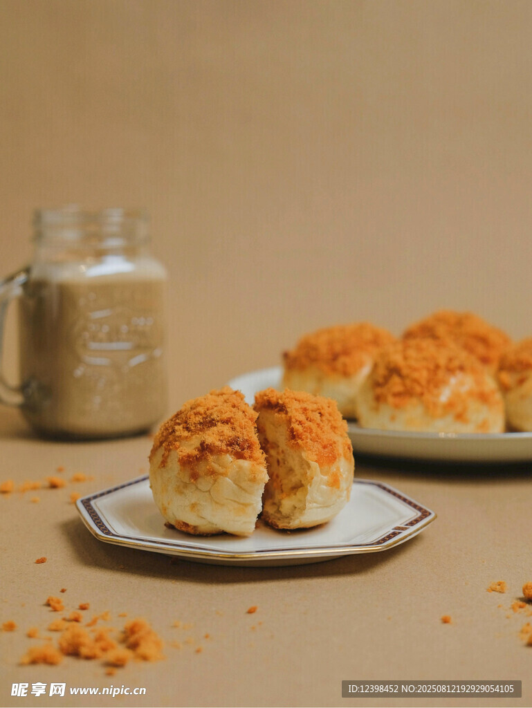 美味肉松面包