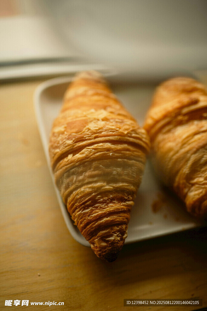 美味牛角面包特写