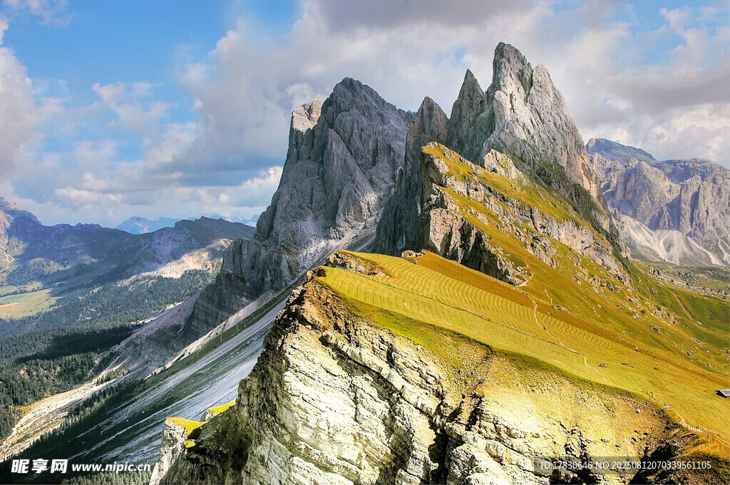 壮丽高山美景