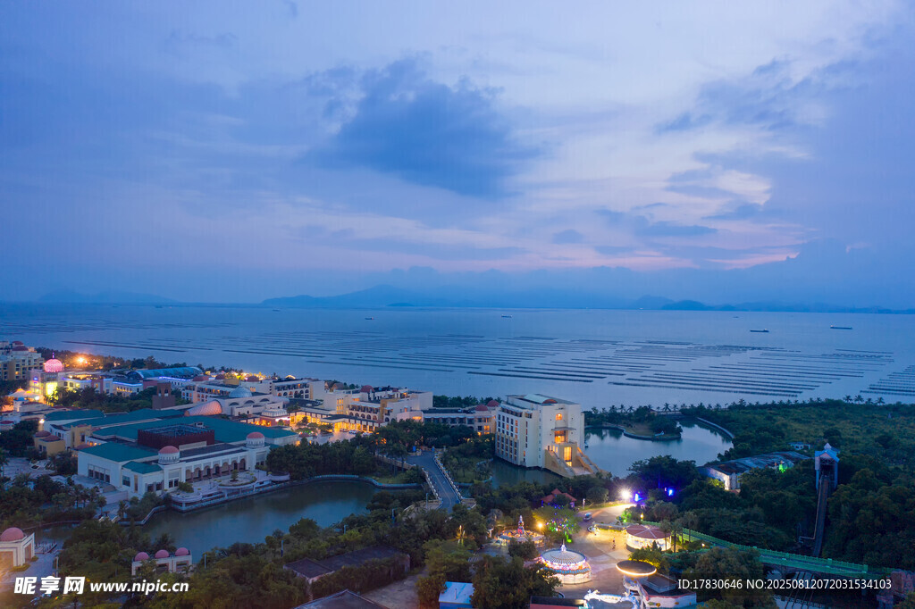 广东珠海海泉湾酒店海边夜景