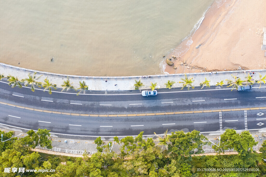 俯瞰广东珠海海边的道路