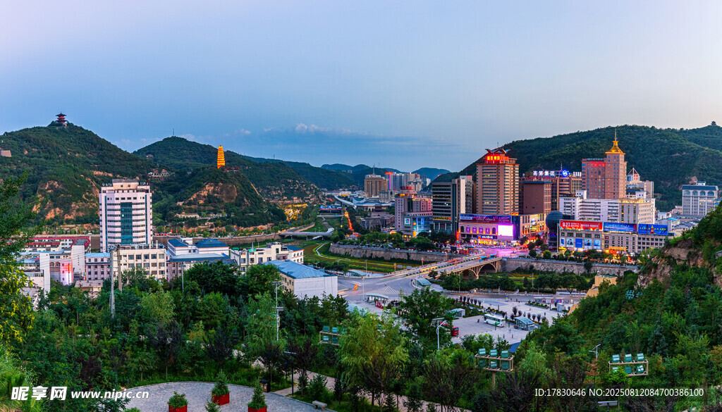 延安市中心夜景