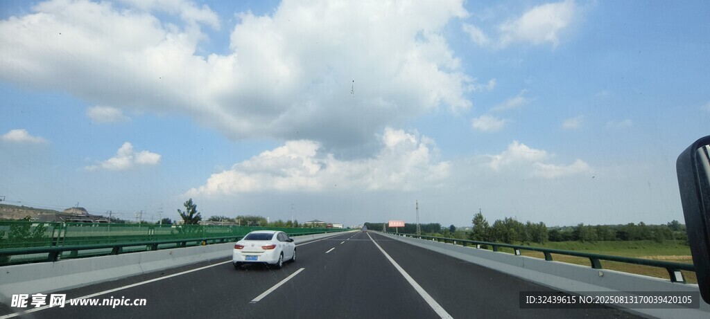 公路行车风景