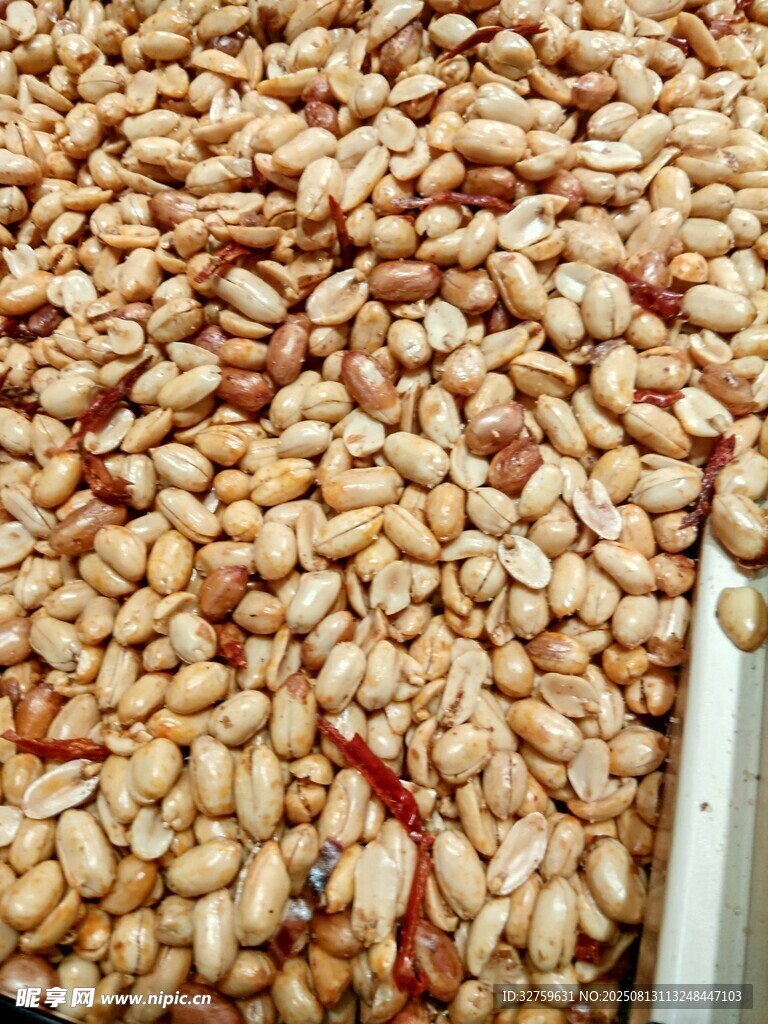 饱满花生仁特写